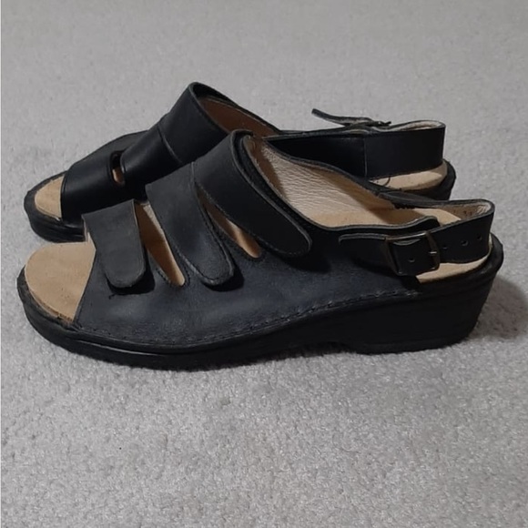 Proper Fit Co. Diabetic foot wear. Soft support cushion, brand new sandals - Picture 4 of 4